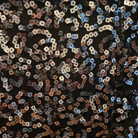 Tahari sequin skirt - Picture 3 of 5